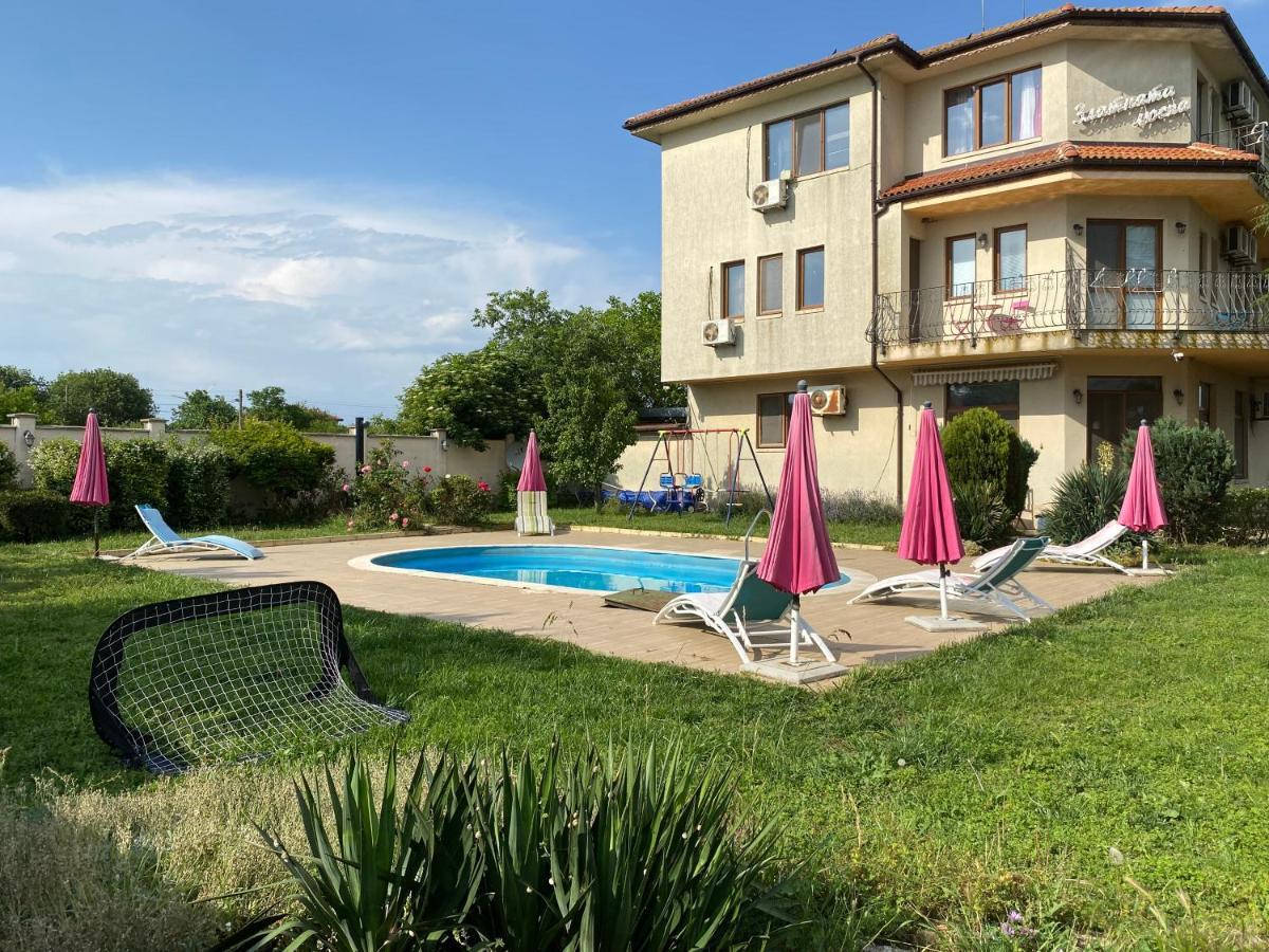 Guest House Golden Flake 4Km From Bolata Beach Болгарево Экстерьер фото